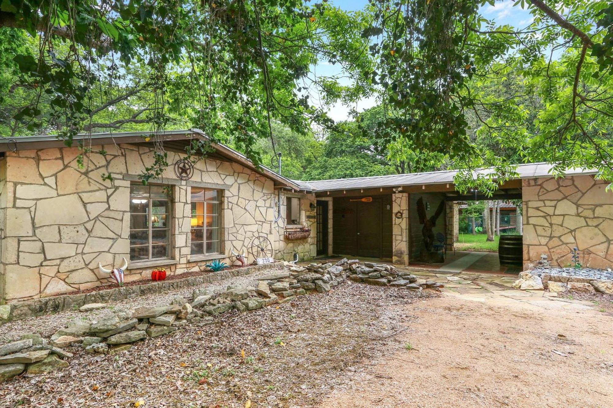 Rock House On Cypress Creek Villa Уимбърли Екстериор снимка